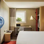 Ibis 3* Massy