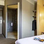 Ibis Hotel 3*