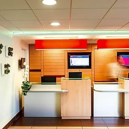 Ibis Szálloda