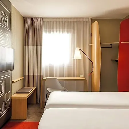 Ibis 3*