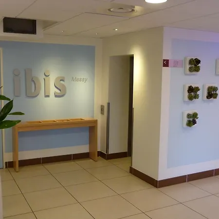 Ibis 호텔
