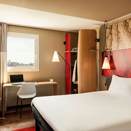 Ibis Otel