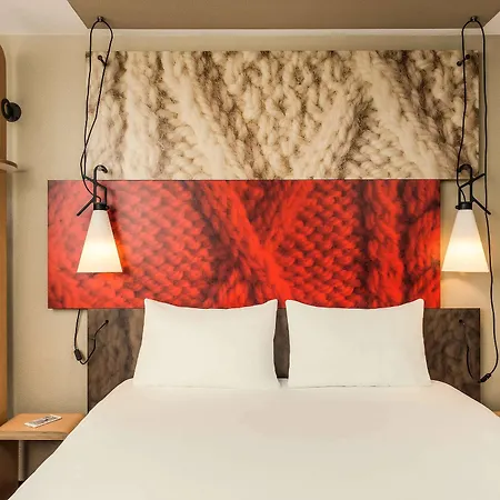 Ibis 3*