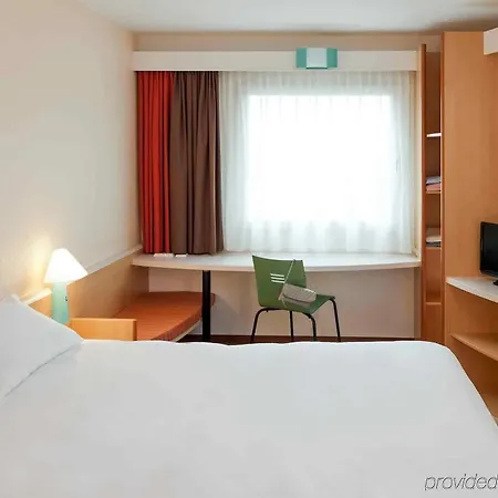 Ibis Otel